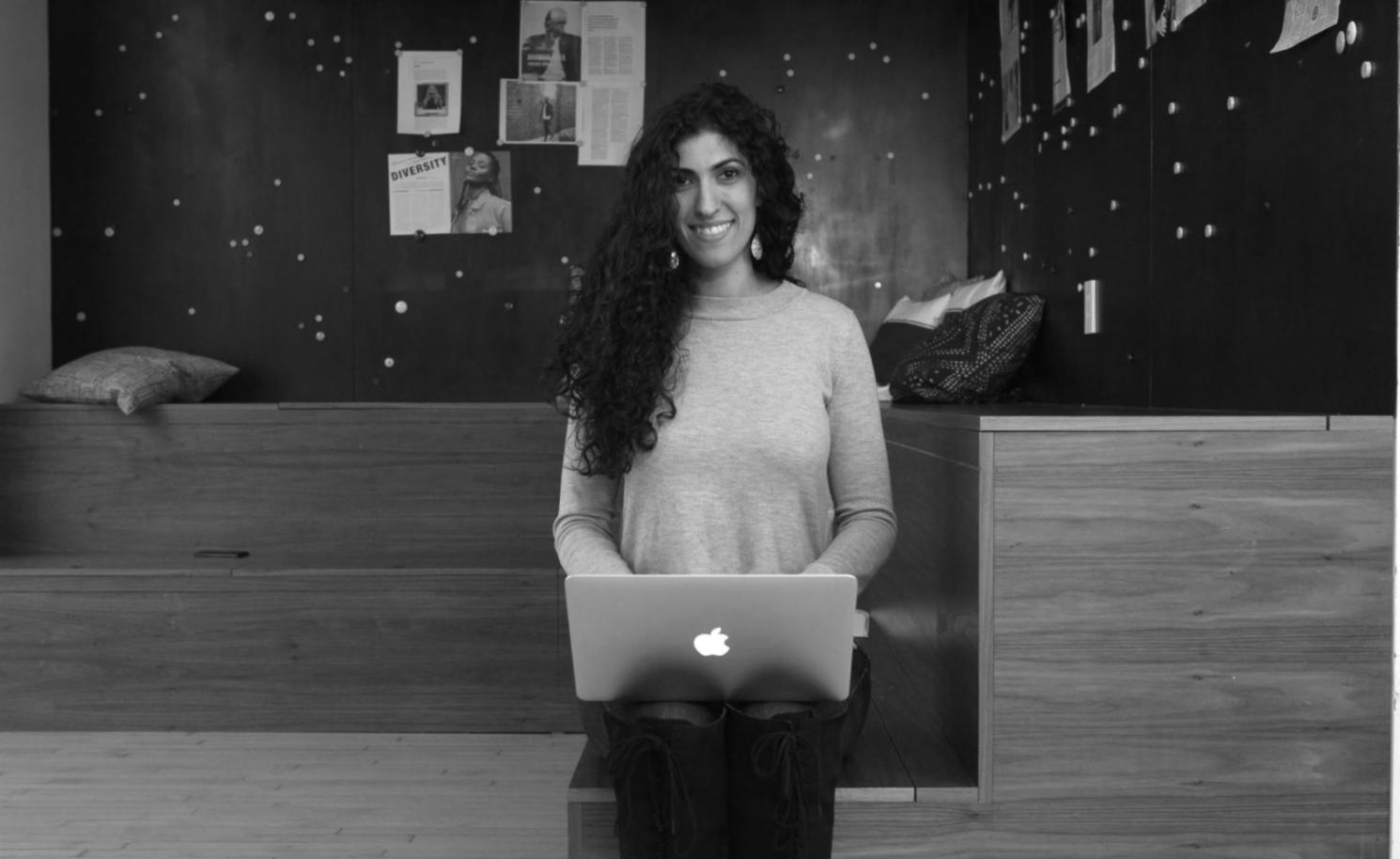 Étudiants travaillant sur l'analyse budgétaire